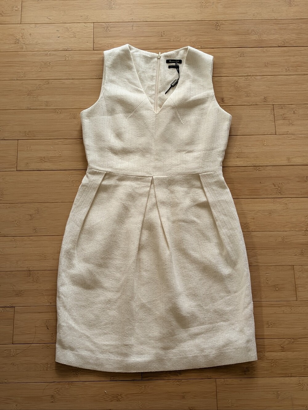 Massimo Dutti Cream Sleeveless V-Neck Pleated Sheath Mini Dress